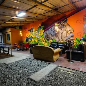 3* מלון Poblado Park Guest House